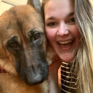 Meet your Posher, Julia